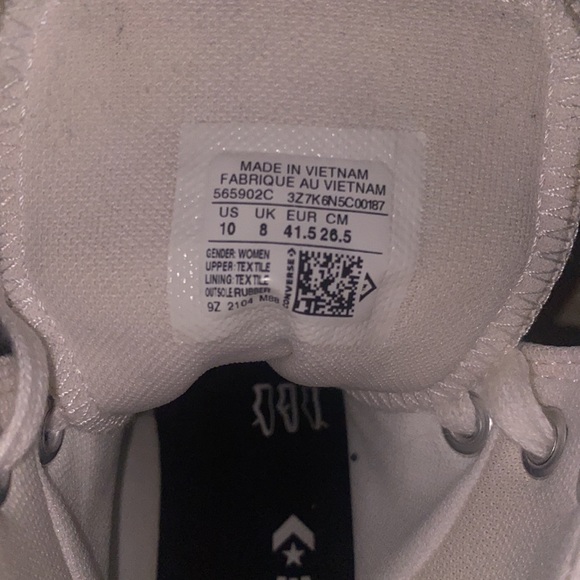 Only been worn once, size 10 in woman. They where originally $70 asking for $50 - Picture 2 of 2